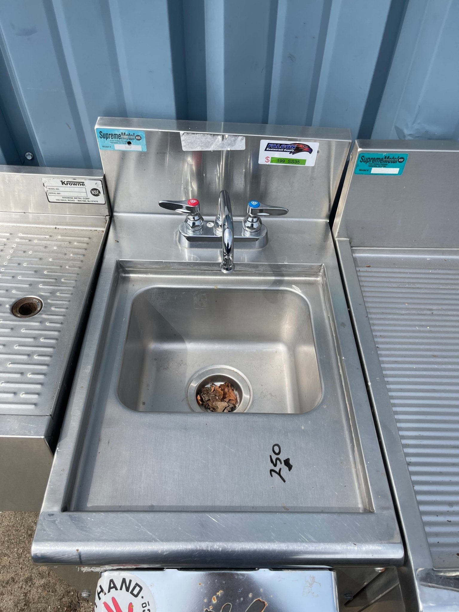 Used 18" Stainless Steel Under Bar Blender Station with Drain - SS104 - Falcon Restaurant Supply - 4