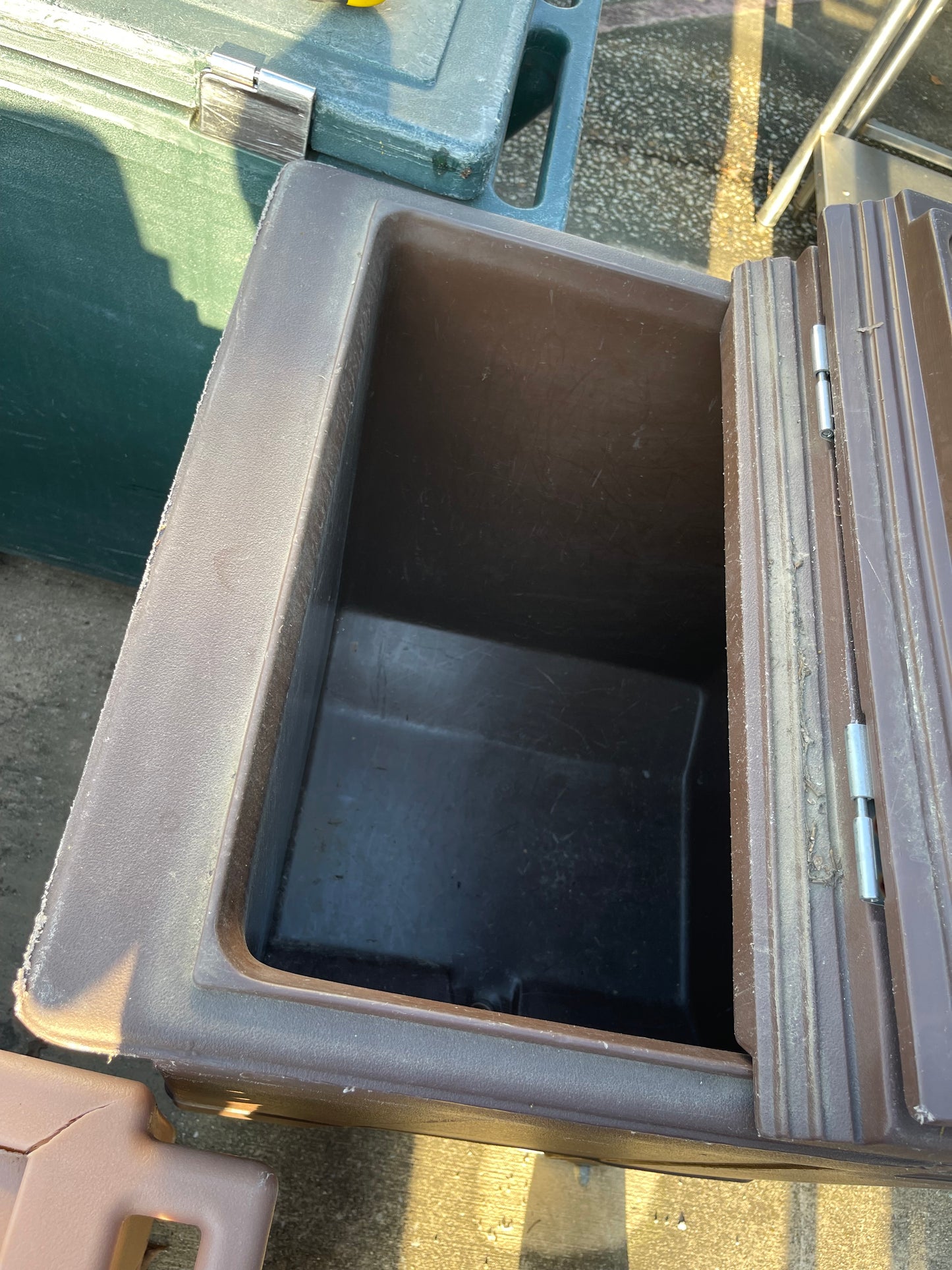 Used Carlisle 125lb Mobile Ice Bin Caddy - SS137