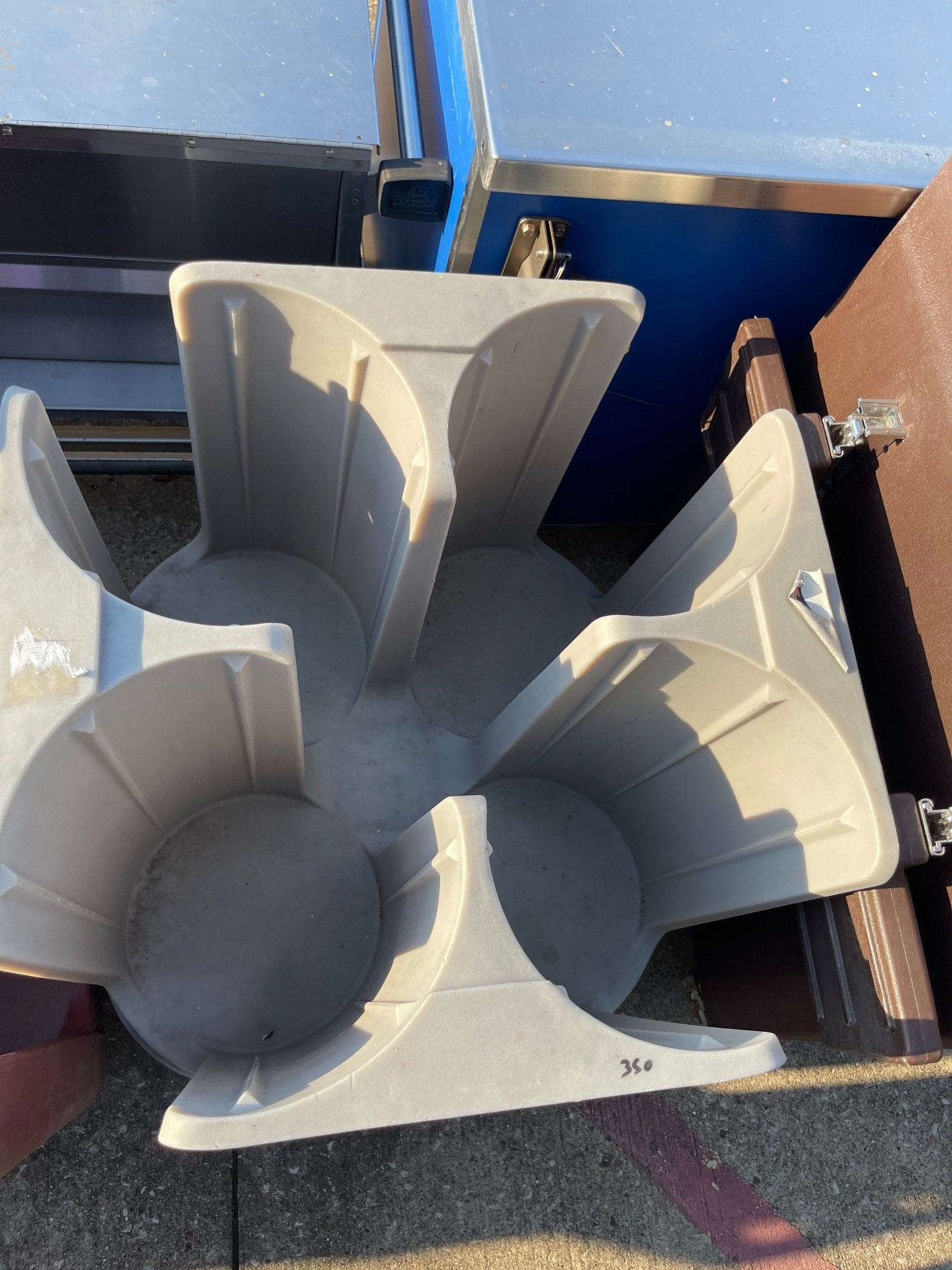 Used Metro PCD11 Dish Dolly Cart Holds up to 240 11" Dishes - SS140 - Falcon Restaurant Supply - 2