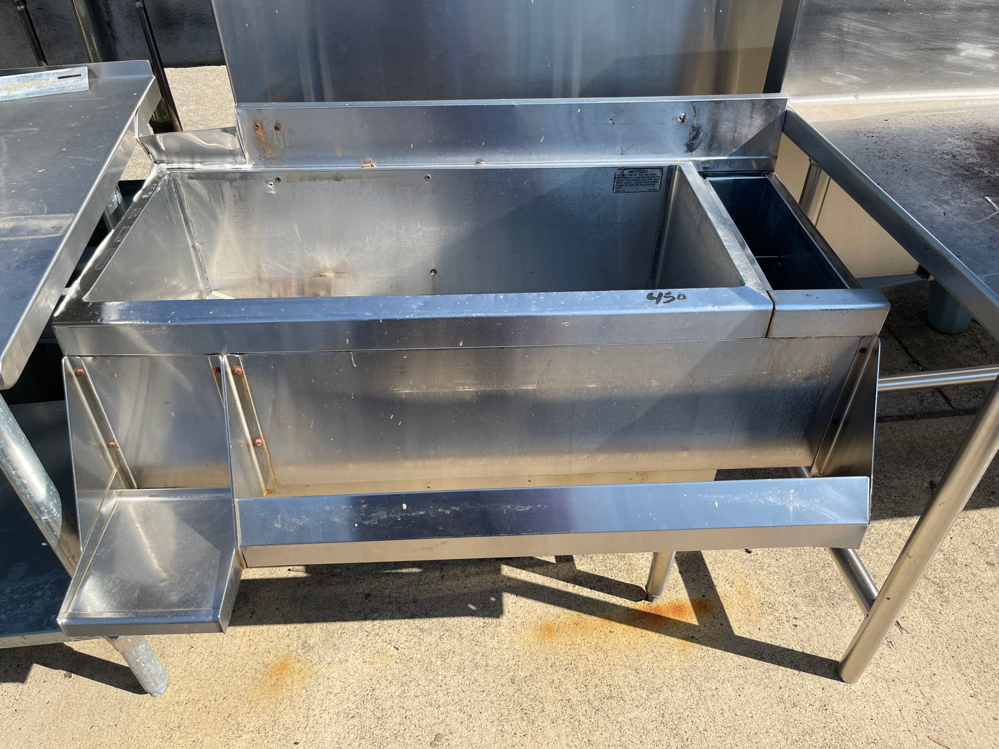 42" Under Bar Ice Bin with Speed Rail and Blender Shelf - SS149