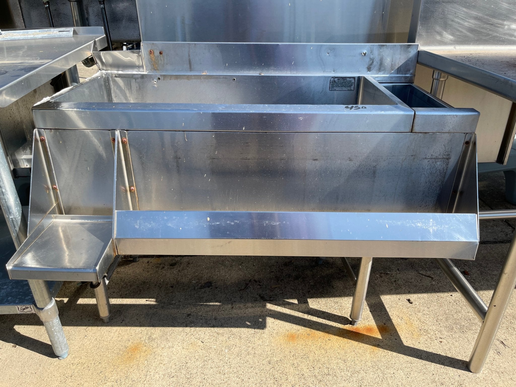 Used 42" Under Bar Ice Bin with Speed Rail and Blender Shelf - SS149 - Falcon Restaurant Supply - 2