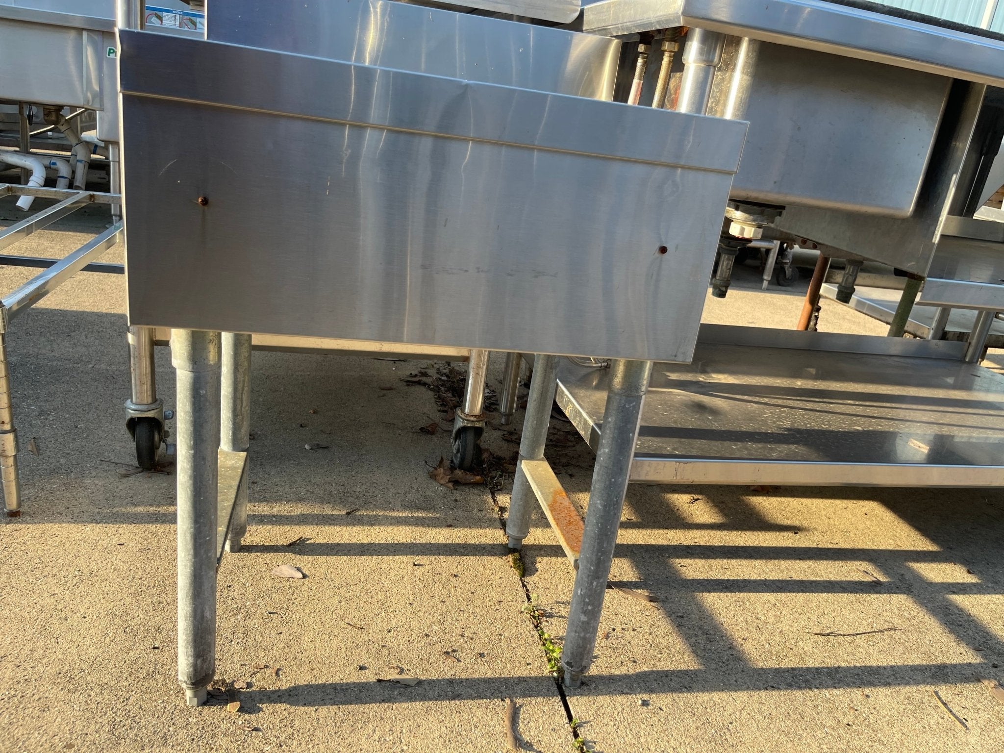 Used 23" Stainless Steel Under Bar Drain Board - SS173 - Falcon Restaurant Supply - 2