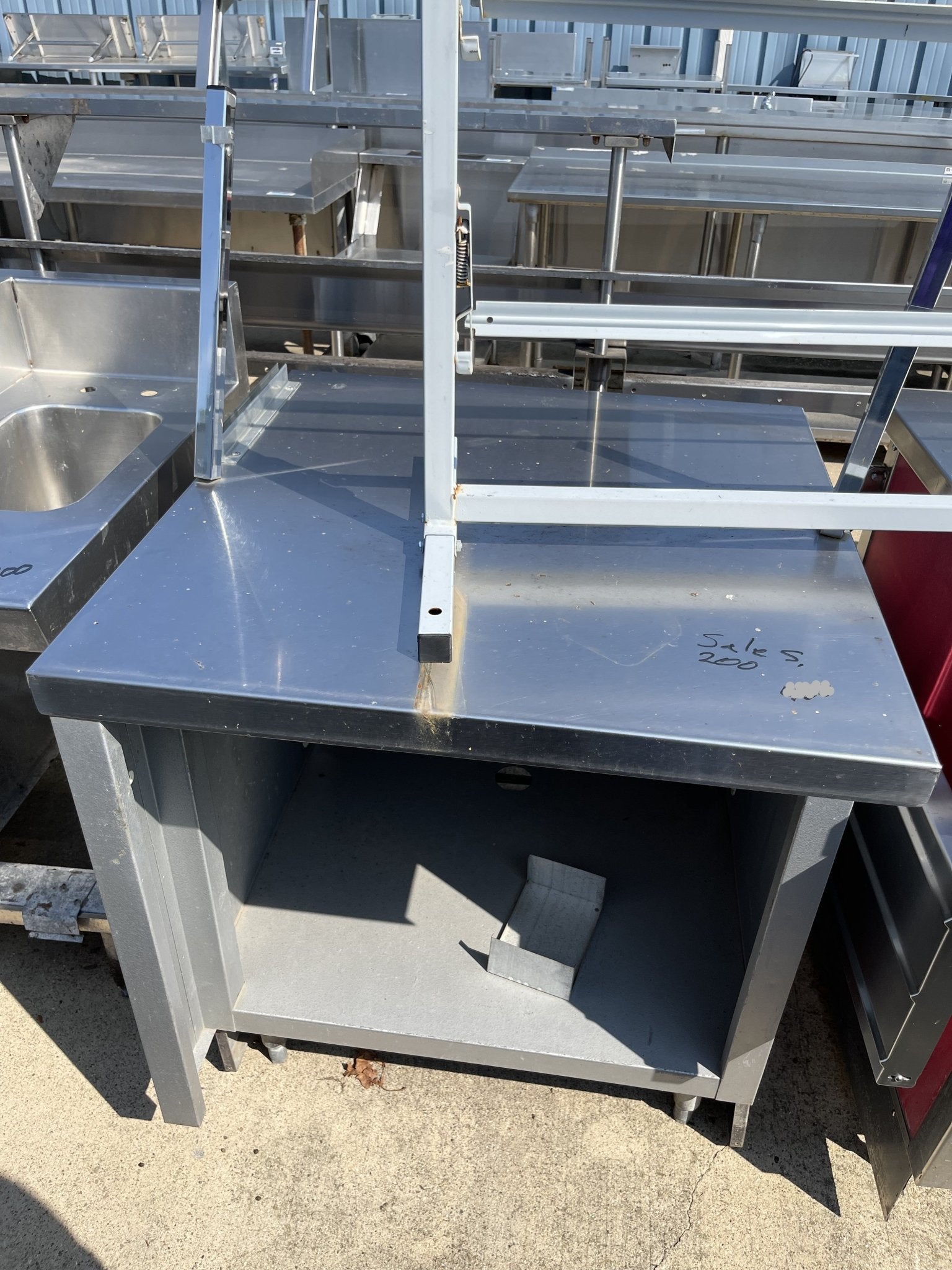 Used 32" Stainless Steel Table - SS186 - Falcon Restaurant Supply - 1