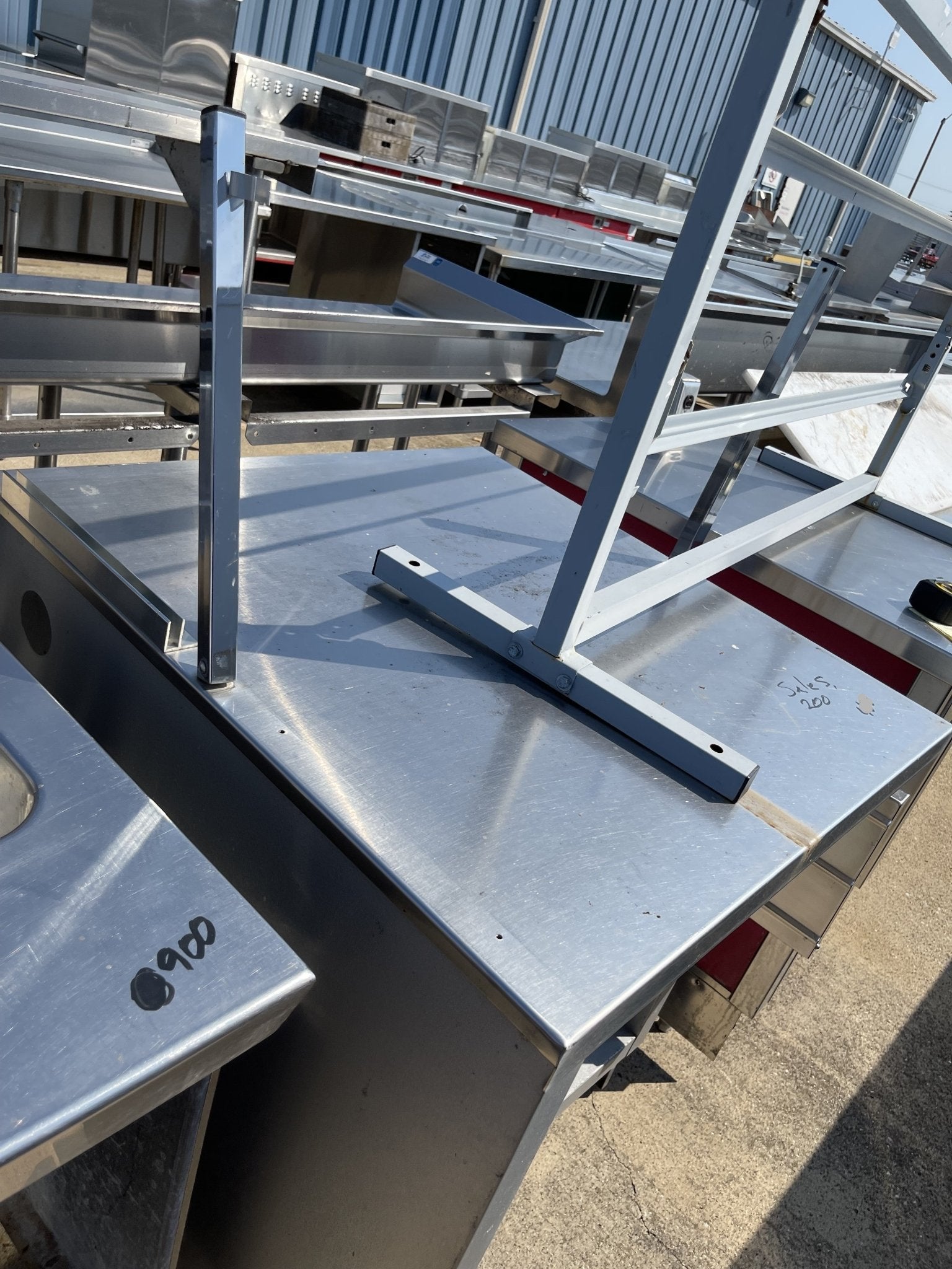 Used 32" Stainless Steel Table - SS186 - Falcon Restaurant Supply - 3