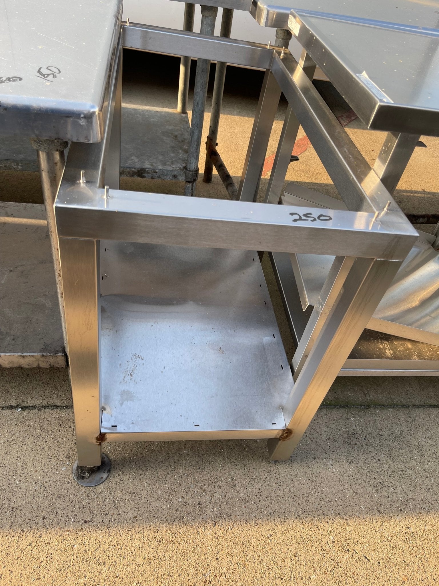Used 35" Stainless Steel Equipment Stand - SS214 - Falcon Restaurant Supply - 1