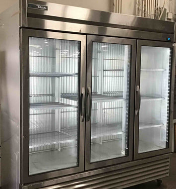 2020 True T-72FG-HC-FGD01  3 Glass Door Reach-In Merchandising Freezer