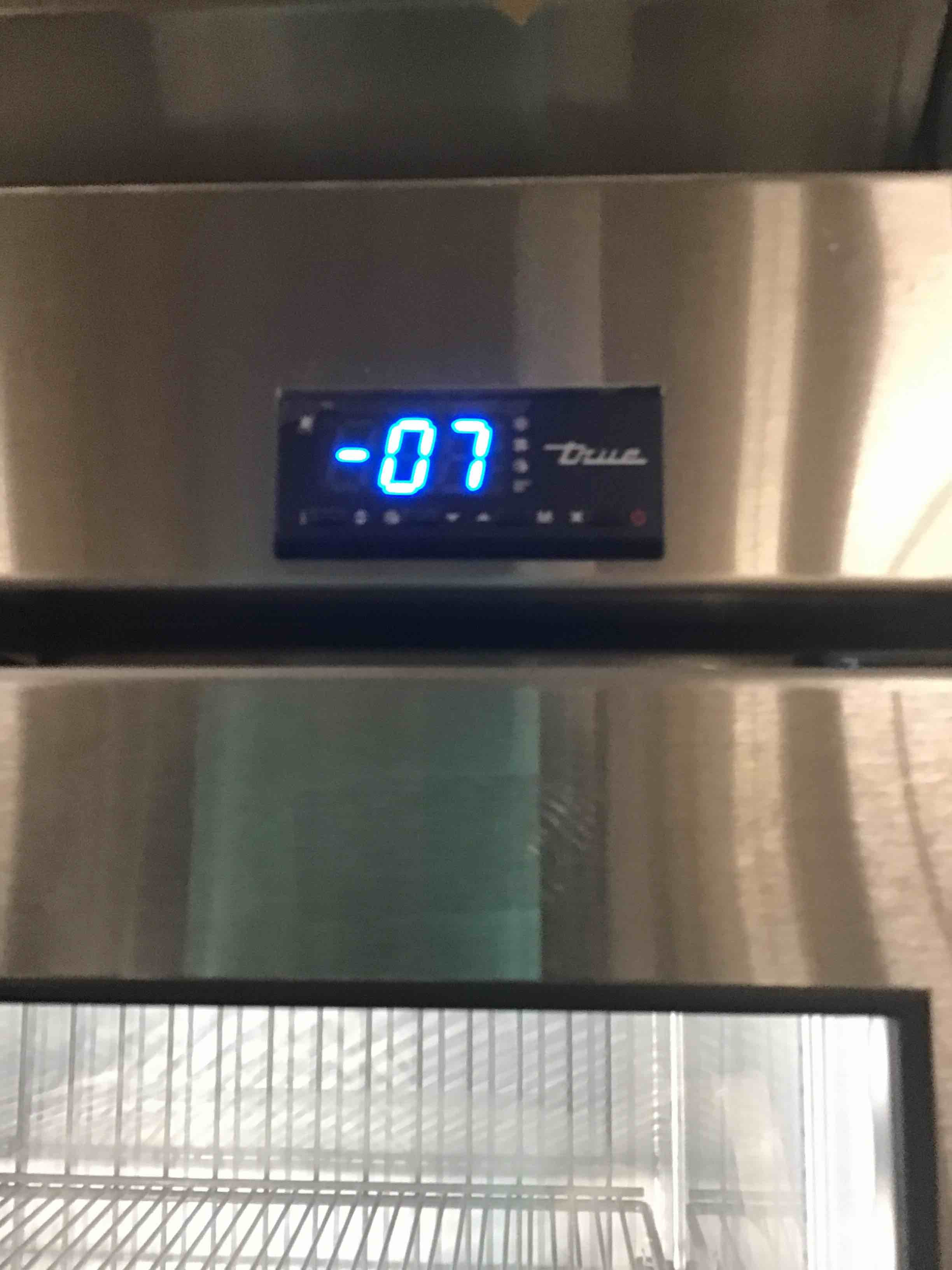 2020 True T-72FG-HC-FGD01  3 Glass Door Reach-In Merchandising Freezer