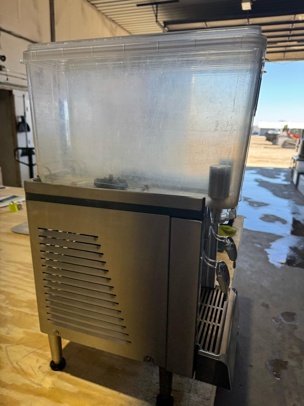 Used Crathco Double 2.4 Gallon 2 Bowl Premix Cold Beverage Dispenser with Agitator 120V