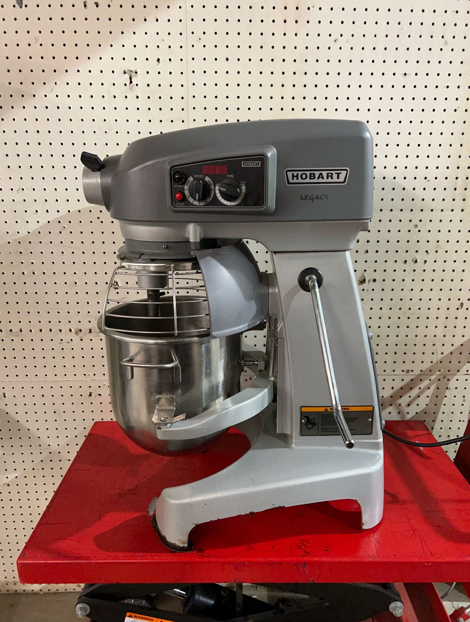 Used Hobart Legacy HL120-1STD 12 Qt. Planetary Stand Mixer - 120V, 1/2 hp