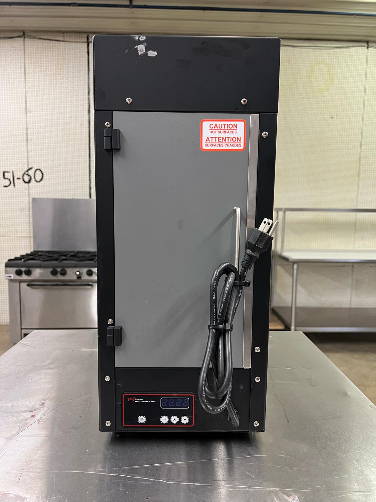 Used Wisco 791 Countertop Heated Display Merchandiser 3 Shelves 120V 670W