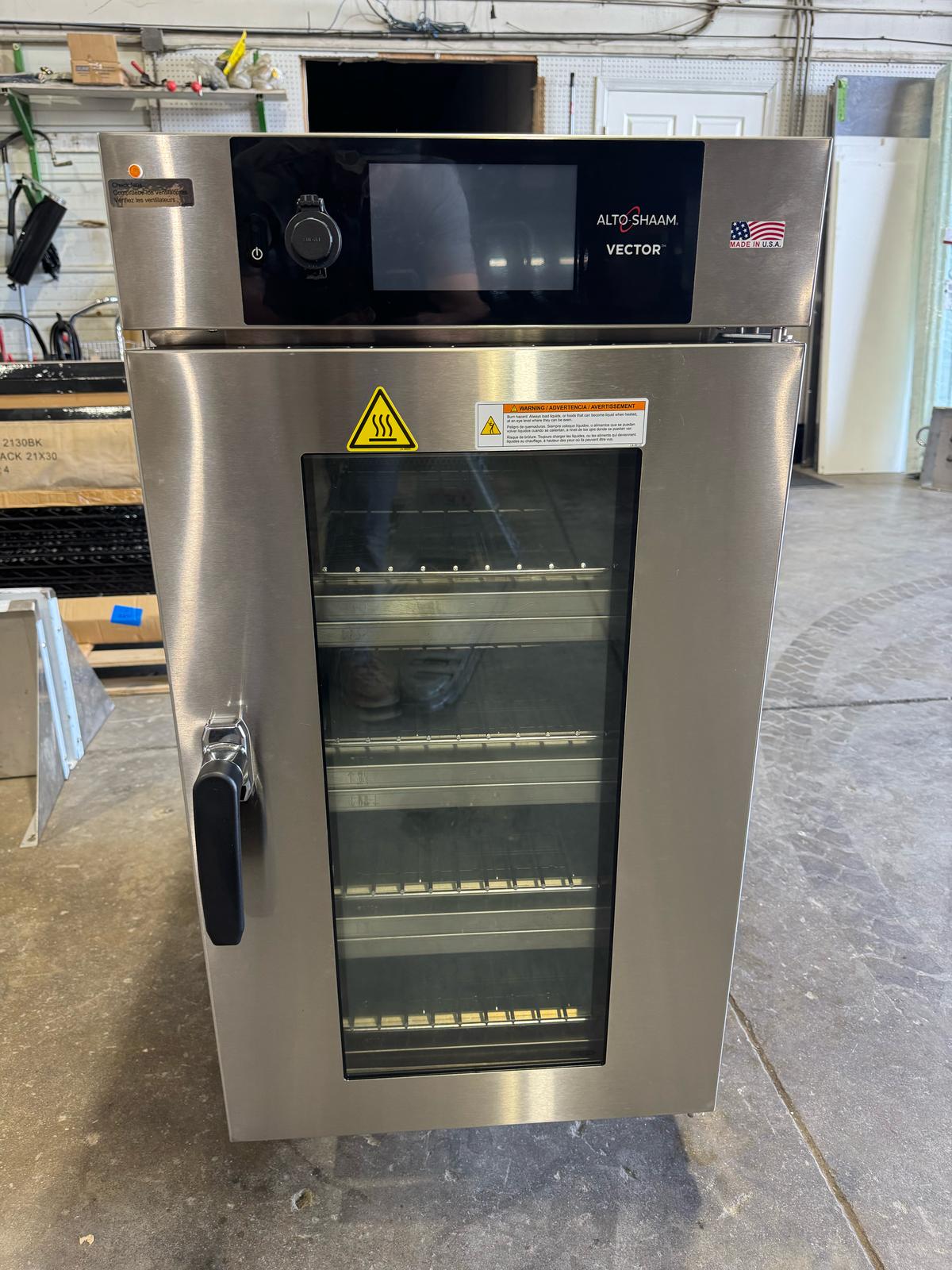 New 2019 Alto-Shaam VMC-H4H  Multi-Cook Oven with Simple Controls 208-240V, 3Ph