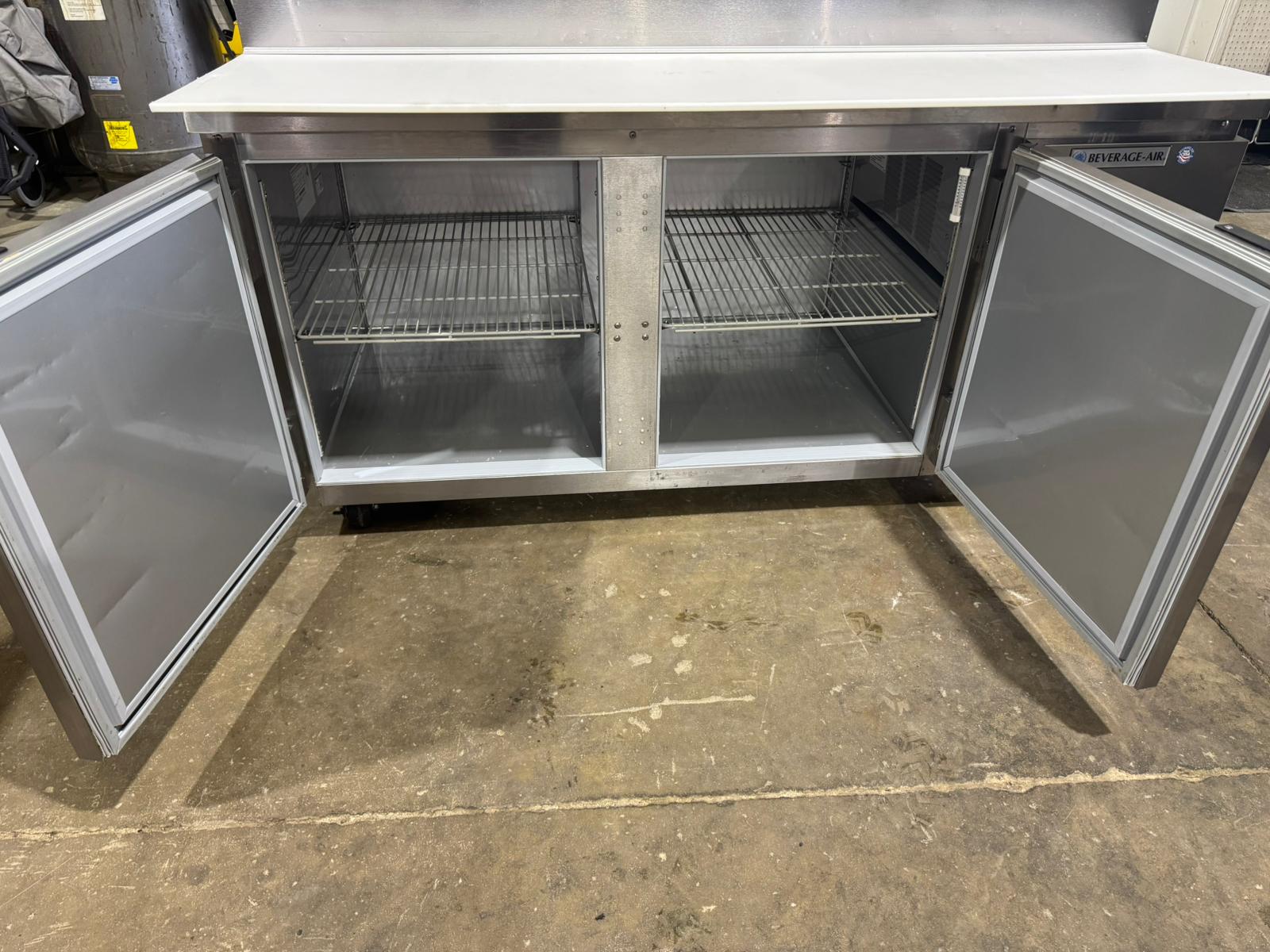 Used 67" Beverage Air DP67-CL Clear Lid Refrigerated Pizza Prep Table 120V