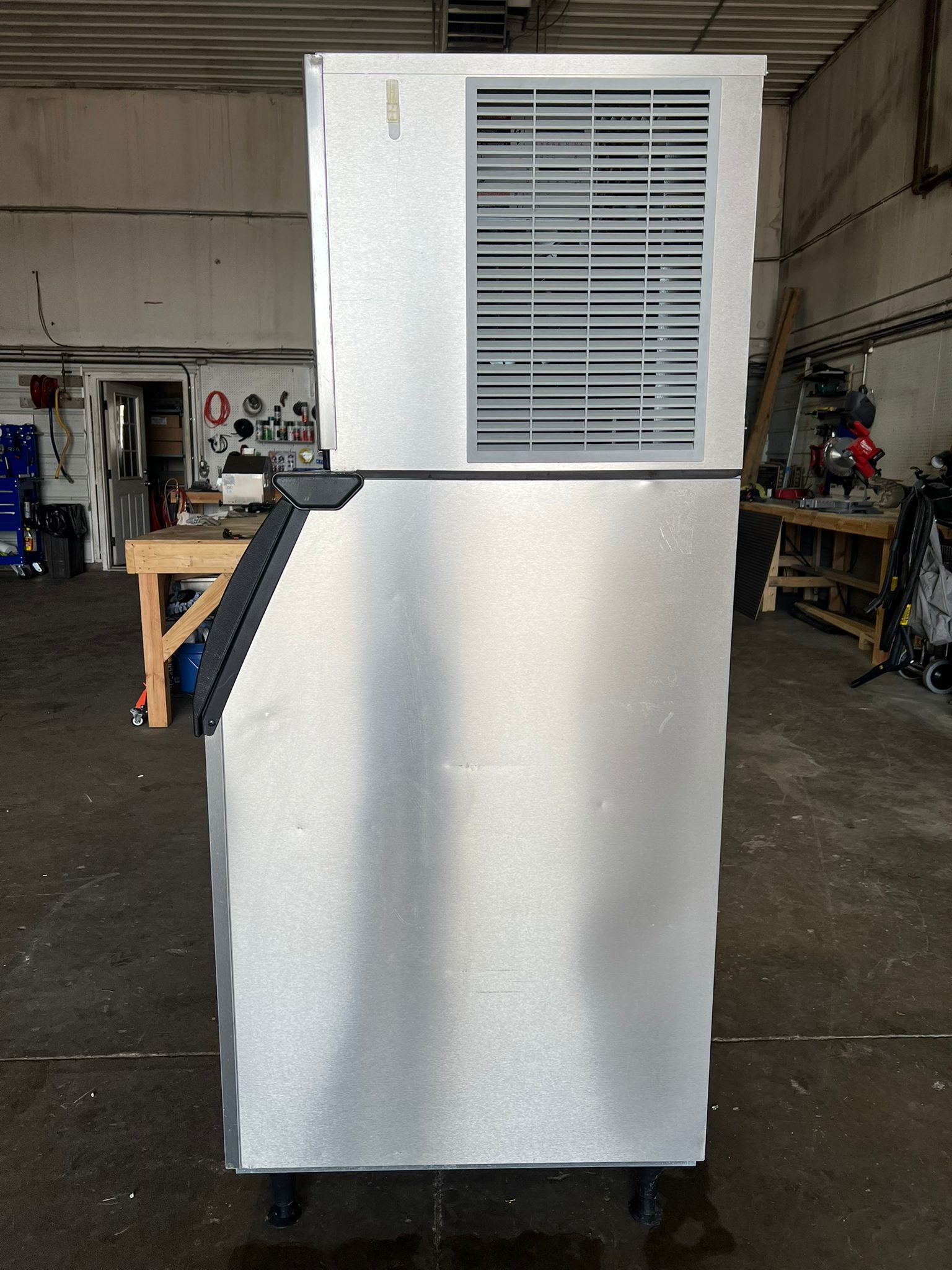 Used Ice-O-Matic CIM0530HA5 Half Dice Ice Machine 561lb with 510lb Bin 120V