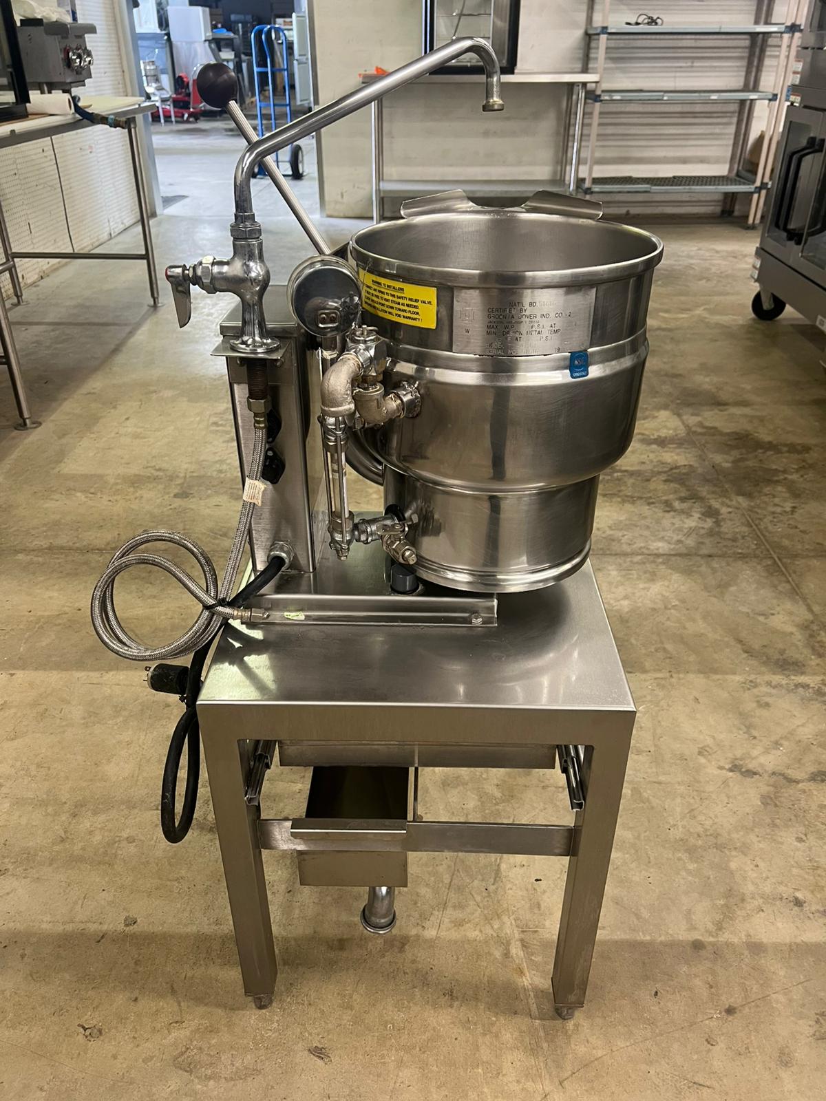 Used Groen TDB/6 - 10 Electric Steam Jacketed 10 Quart Kettle with Stand 208V - Falcon Restaurant Supply - 3