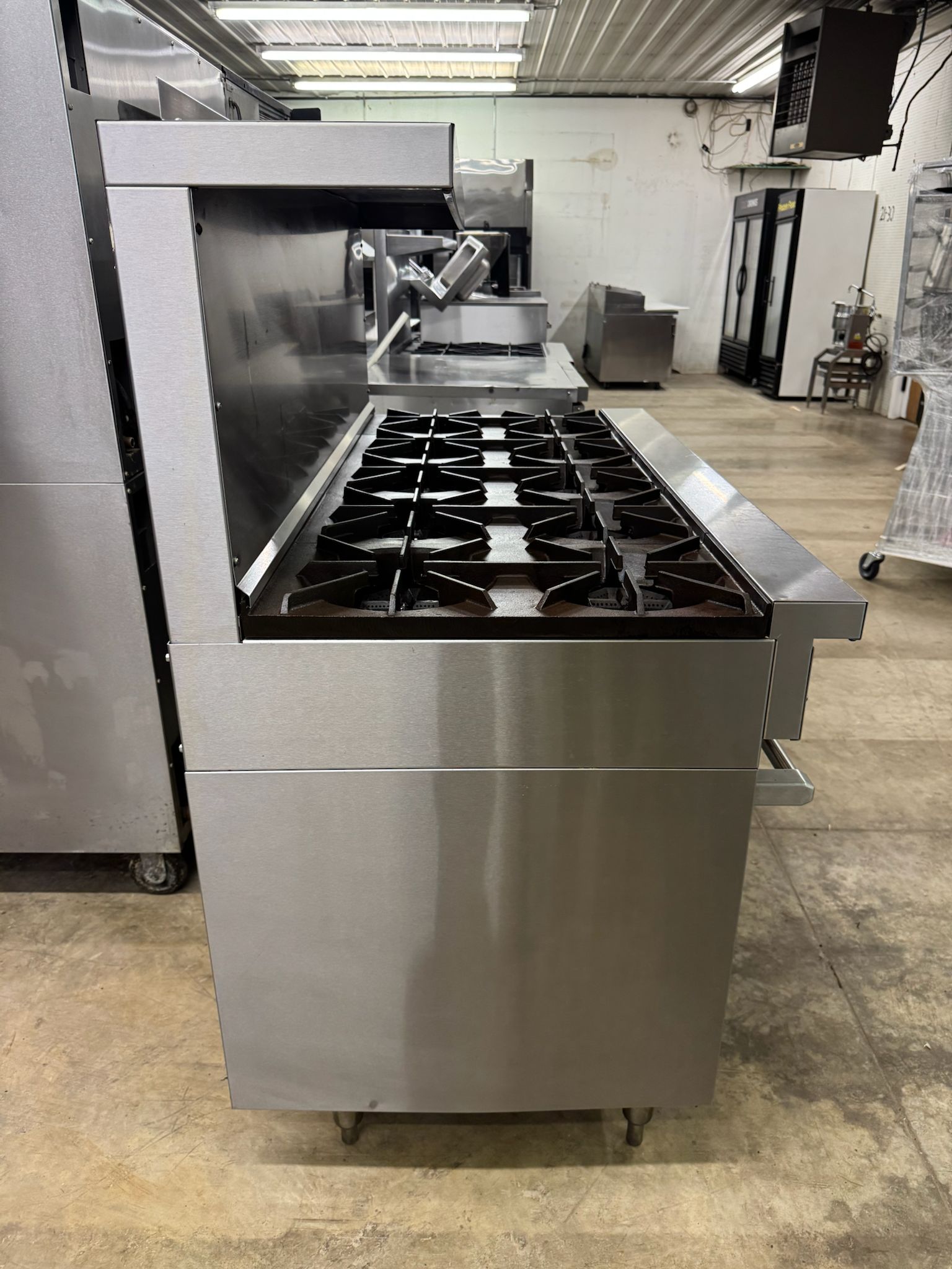 Used 60" U.S. Range S-10-2626 Natural Gas 10 Burner Range with 2 Ovens