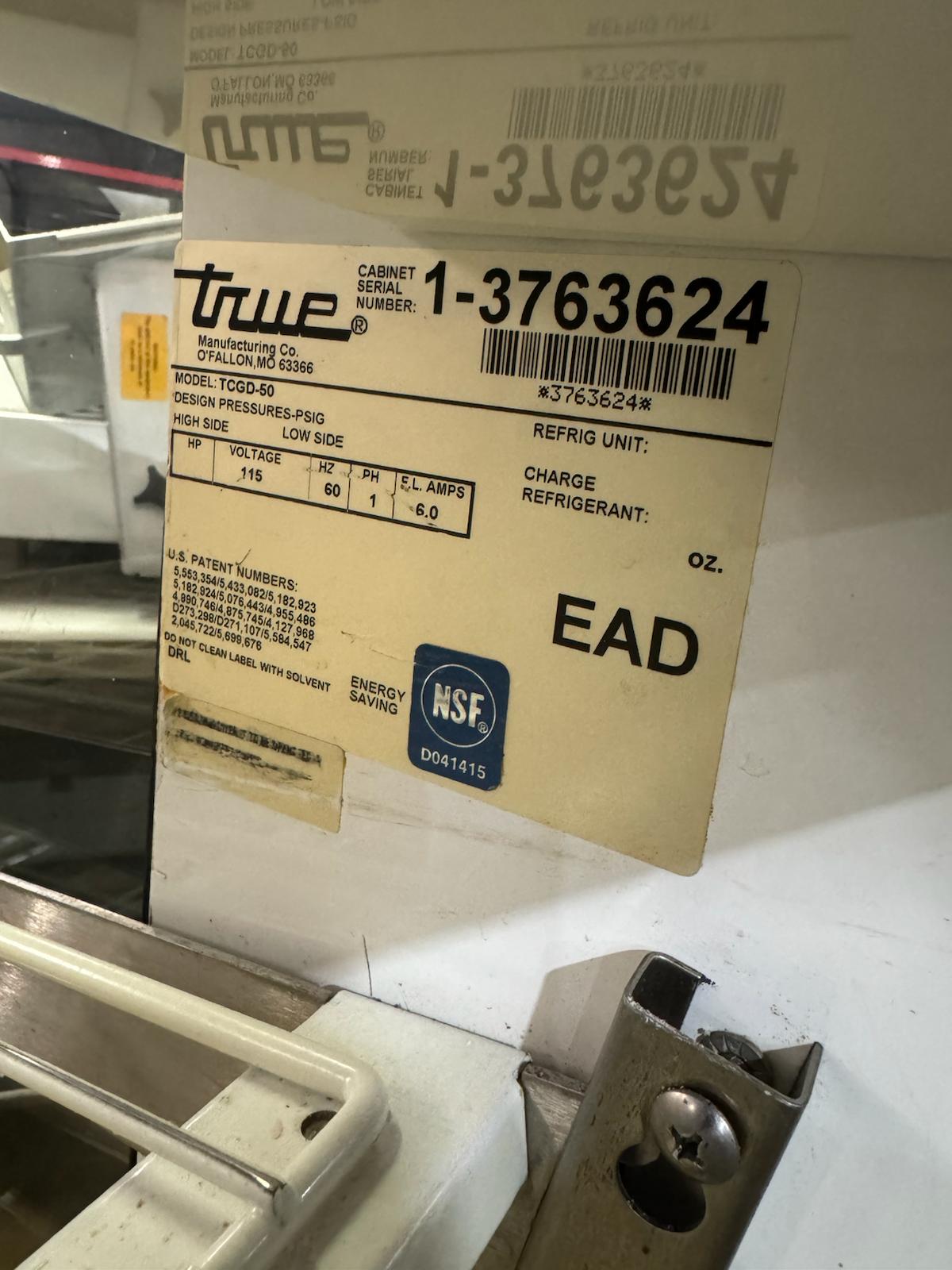 Used 50" True TCGD-50 Curved Glass 23.8 Cu Ft Dry Bakery Display Case