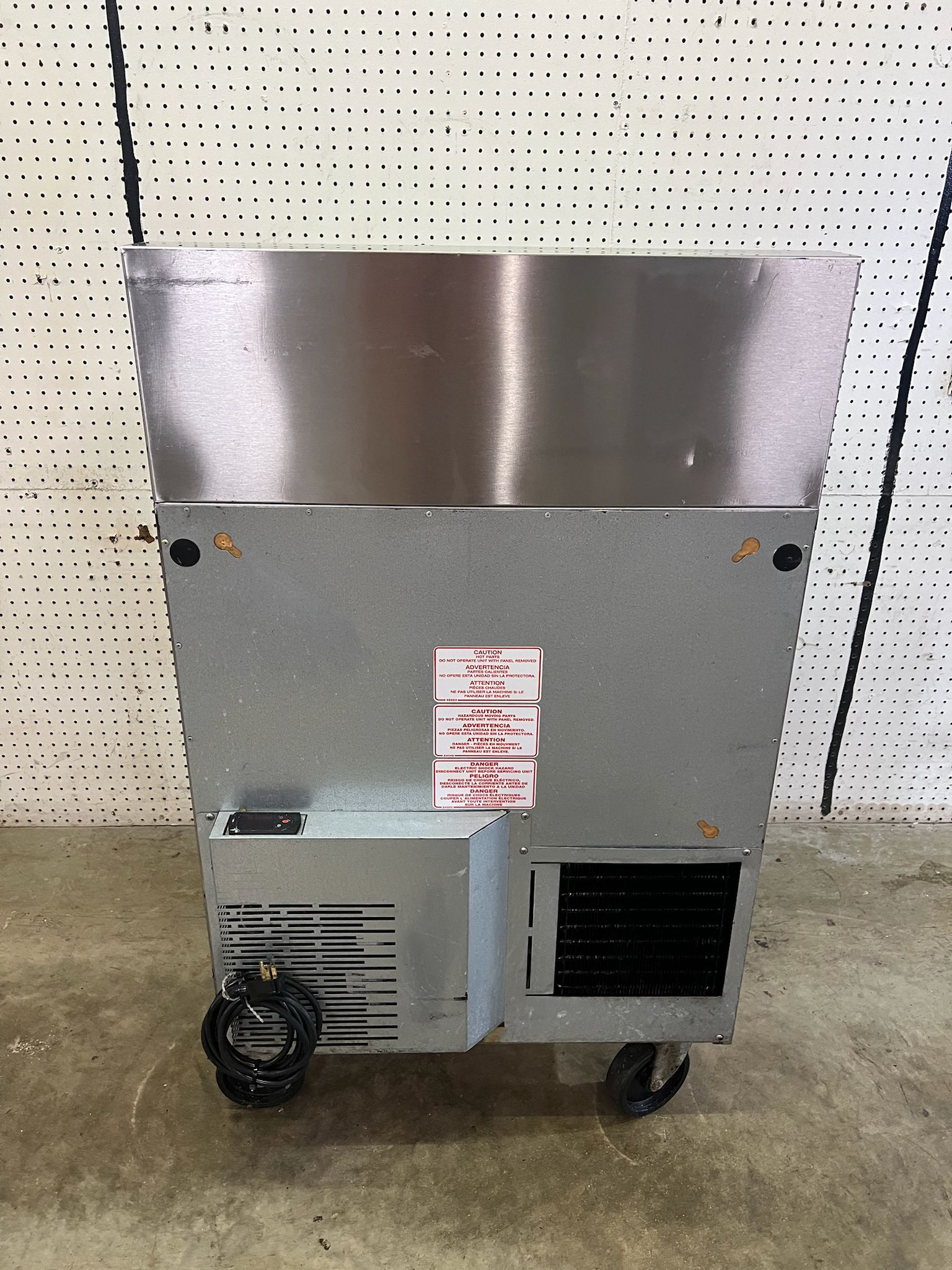 Used 27" Silver King SKFSM/C7 Refrigerated Ice Cream Topping Fountainette 115V