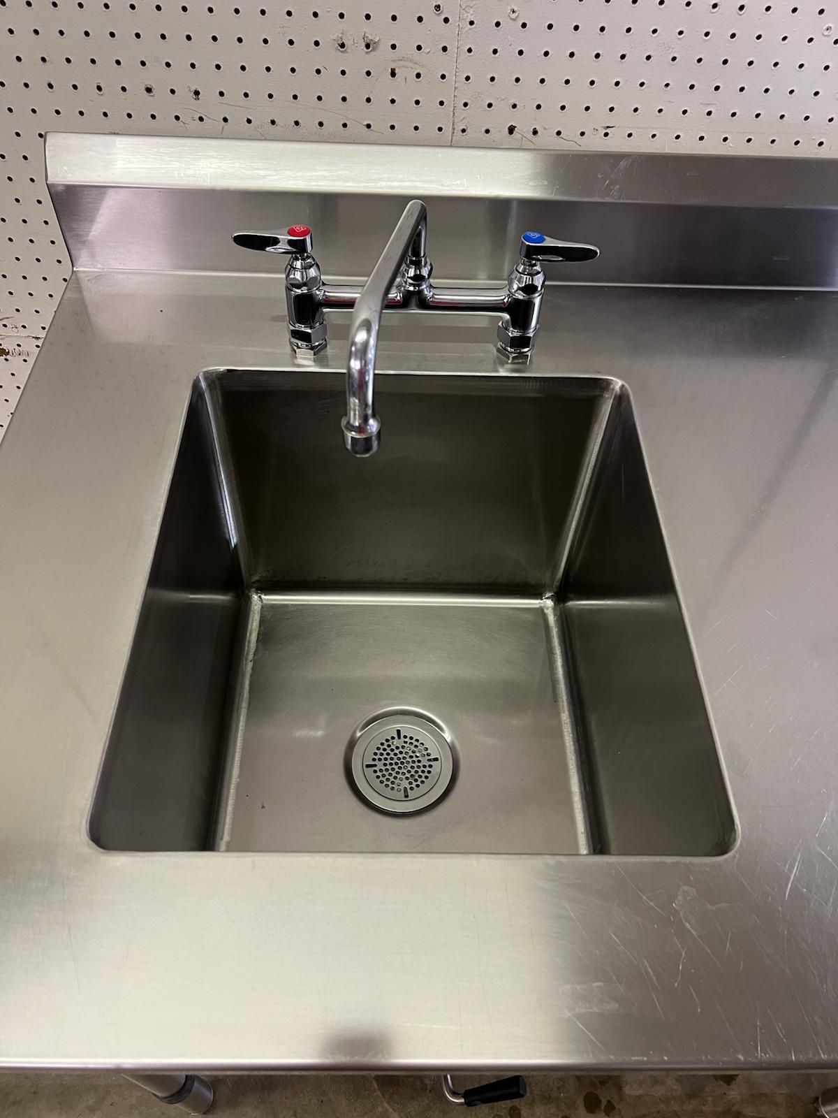 Used 42"X 30" Stainless Steel Single Compartment Sink with Twist Drain