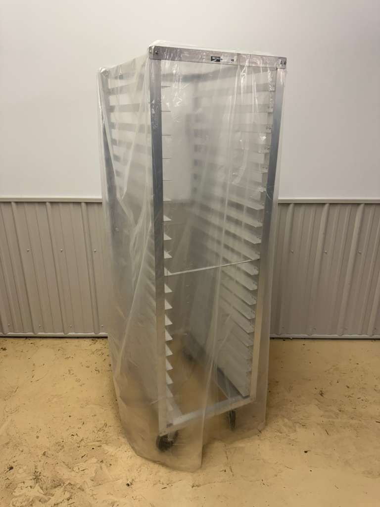 Used Metro RD3N 20 Pan End Load Bun / Sheet Pan Rack on Casters