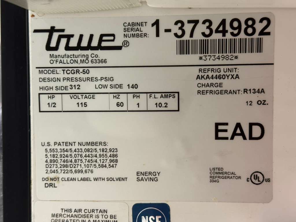 Used 50" True TCGR-50 Refrigerated Curved Glass Display Case 120V