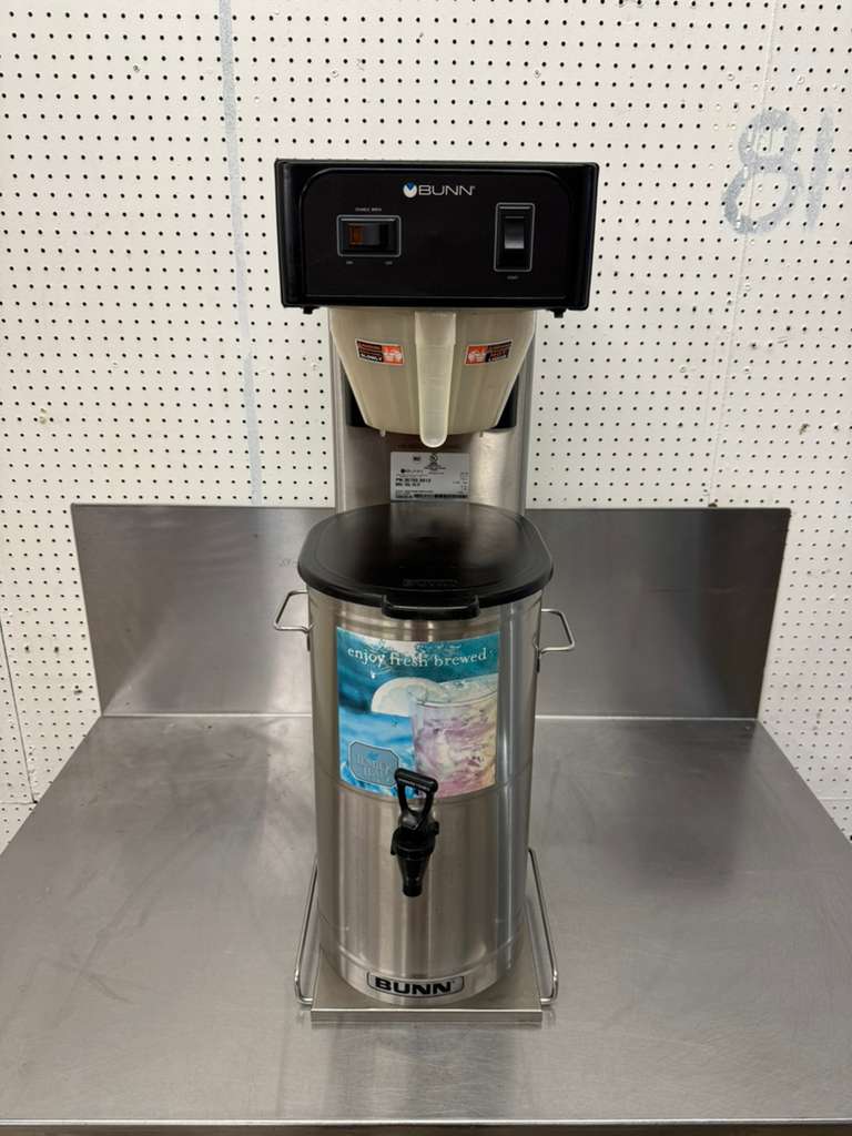 Used Bunn 36700.0013 TB3Q 3 Gallon Iced Tea Brewer with a Dispenser 120V 3