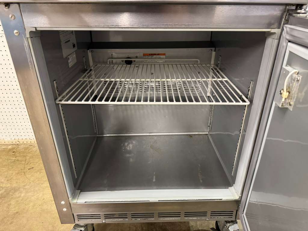 Used 27" Beverage-Air WTF27A Single Door Undercounter Worktop Freezer 120V