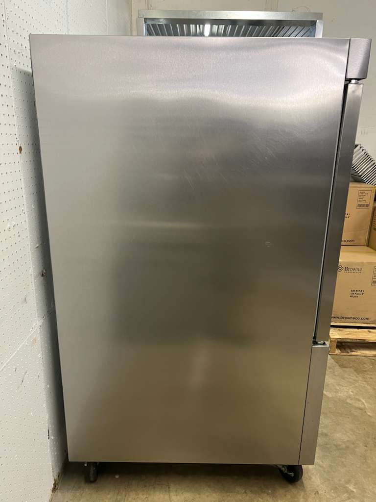 Used Traulsen Centerline CLBC7 Self-Contained Reach-In Blast Chiller 208-230V - TH1