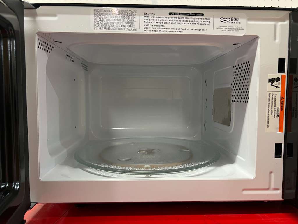 Used Emerson MW9255B Touch Control Microwave Oven 900W 0.9 Cu Ft - TH1