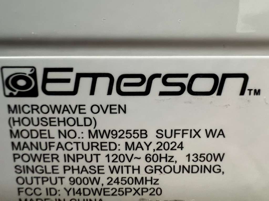 Used Emerson MW9255B Touch Control Microwave Oven 900W 0.9 Cu Ft - TH1