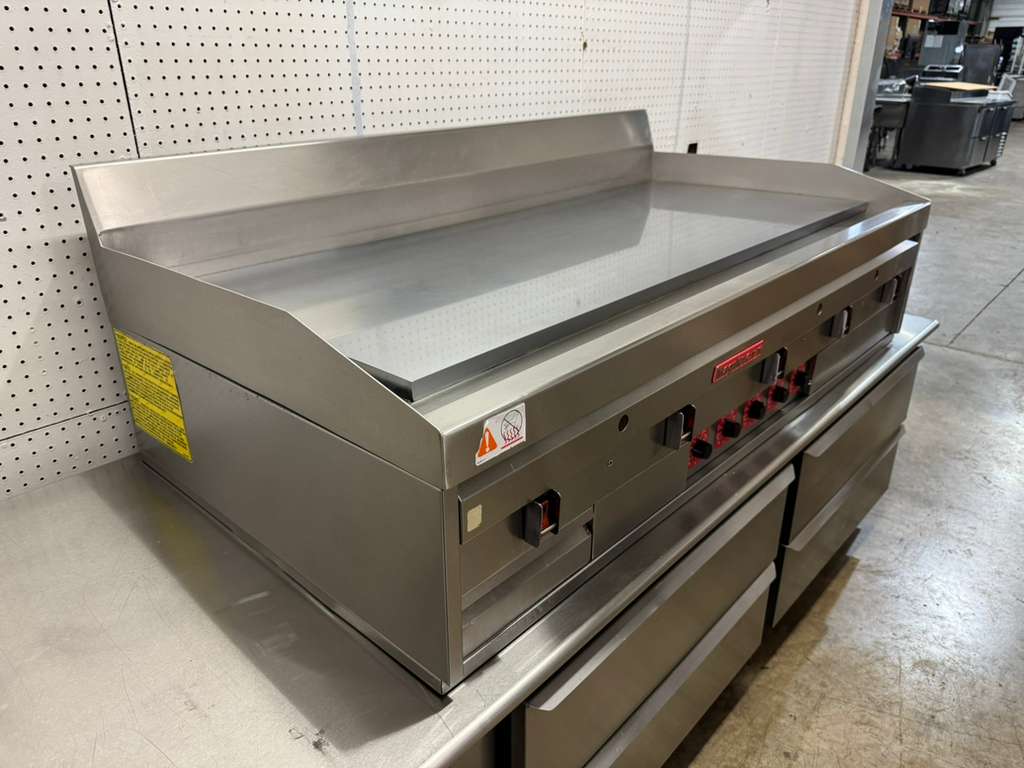 Used 2022 60" MagiKitch'n MKG - 60 - SV NG Griddle with Thermostatic Controls - 150,000 BTU - Falcon Restaurant Supply - 3