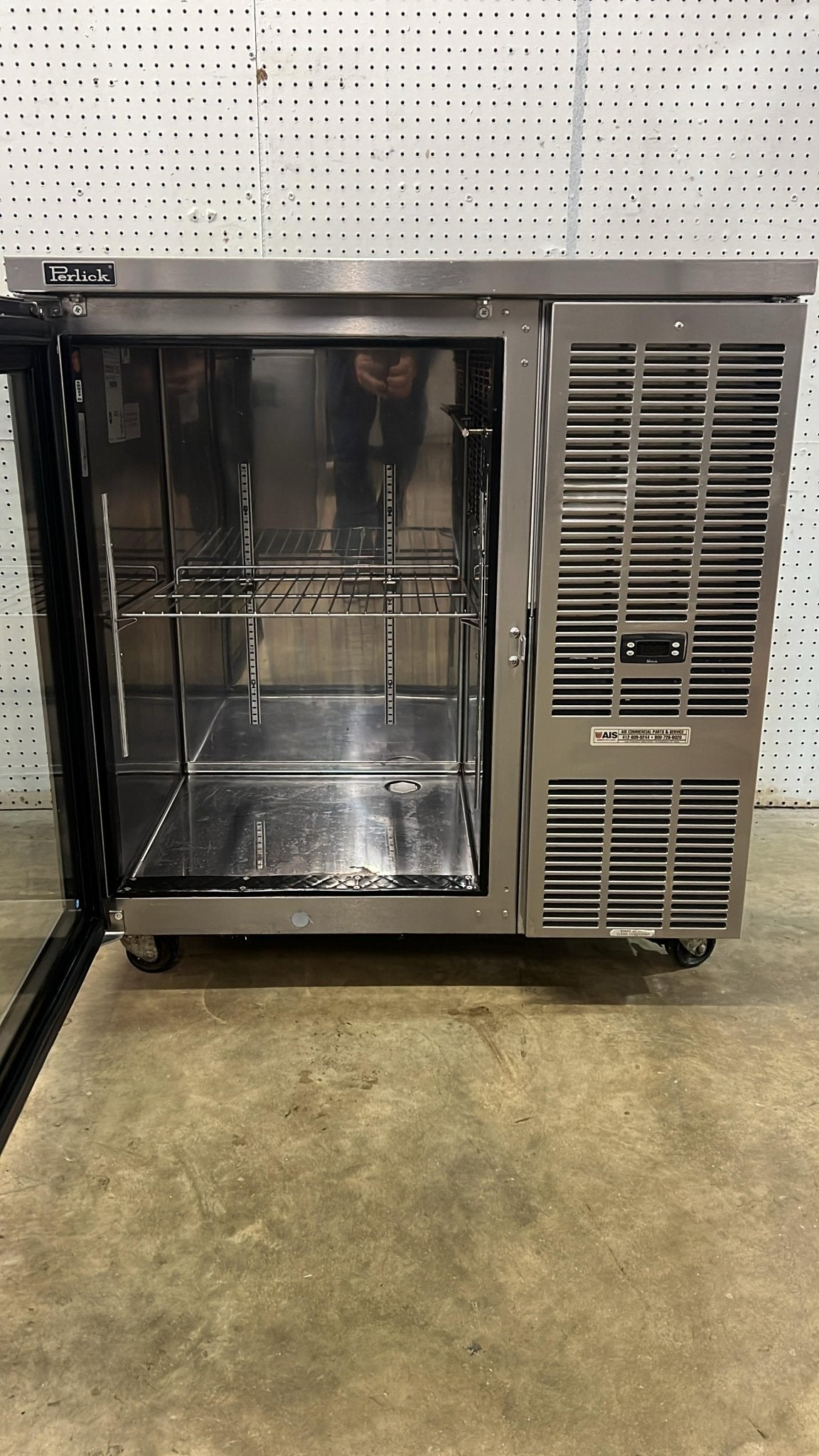 Used 36" Perlick BBS36 Refrigerated Back Bar Cooler 7.4 Cu Ft Capacity - TH1 - Falcon Restaurant Supply - 4