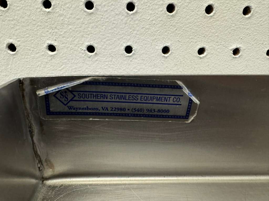 Used 18"x 30"x 39.5" Southern Stainless Equipment Stand - FG