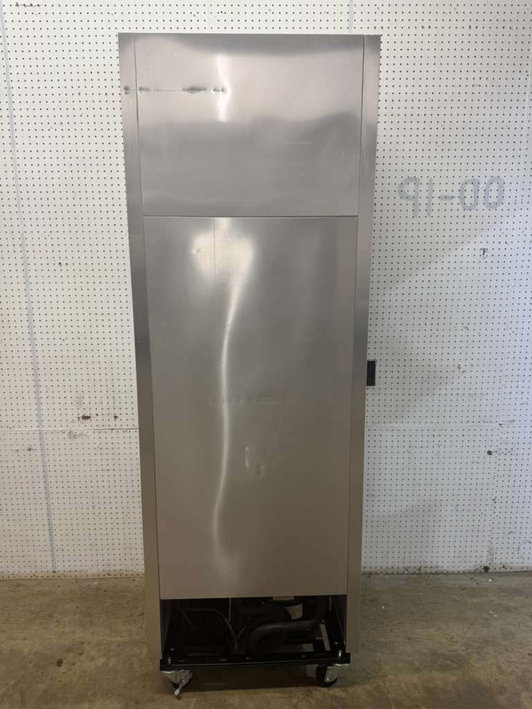 Used 2016 27" True T-19 One Section Solid Door Reach-In Refrigerator 115V