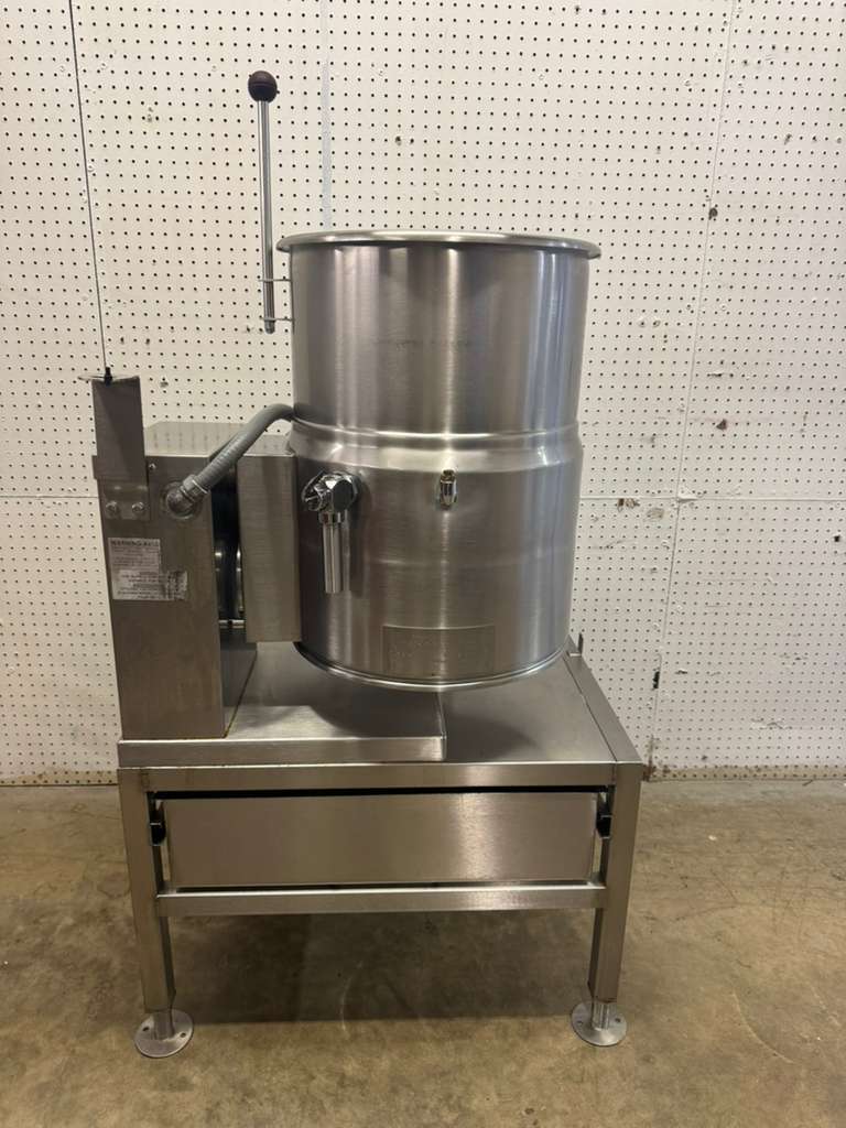 Used Crown Steam EC-12TW 12 Gallon Electric Tilting Kettle - 3PH