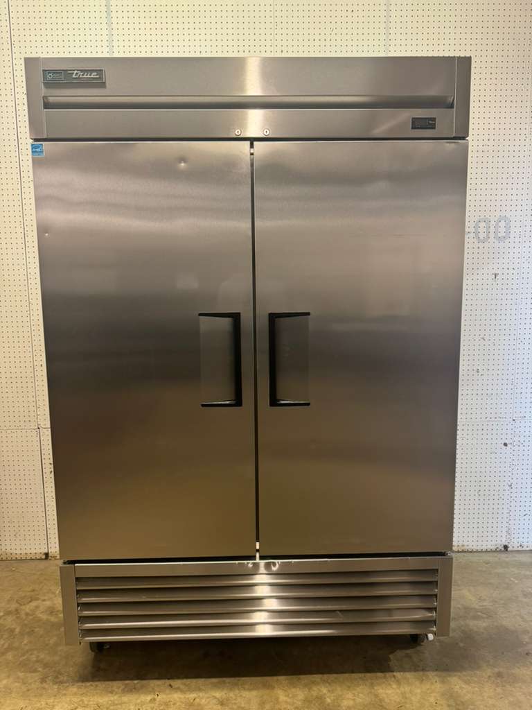 Used 2020 True T-49F-HC 54 1/8" Solid Door Stainless Reach-In Freezer