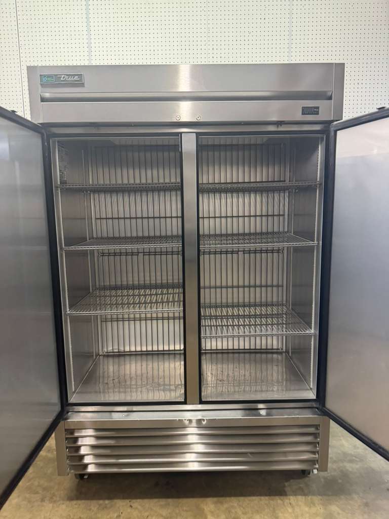 Used 2020 True T-49F-HC 54 1/8" Solid Door Stainless Reach-In Freezer