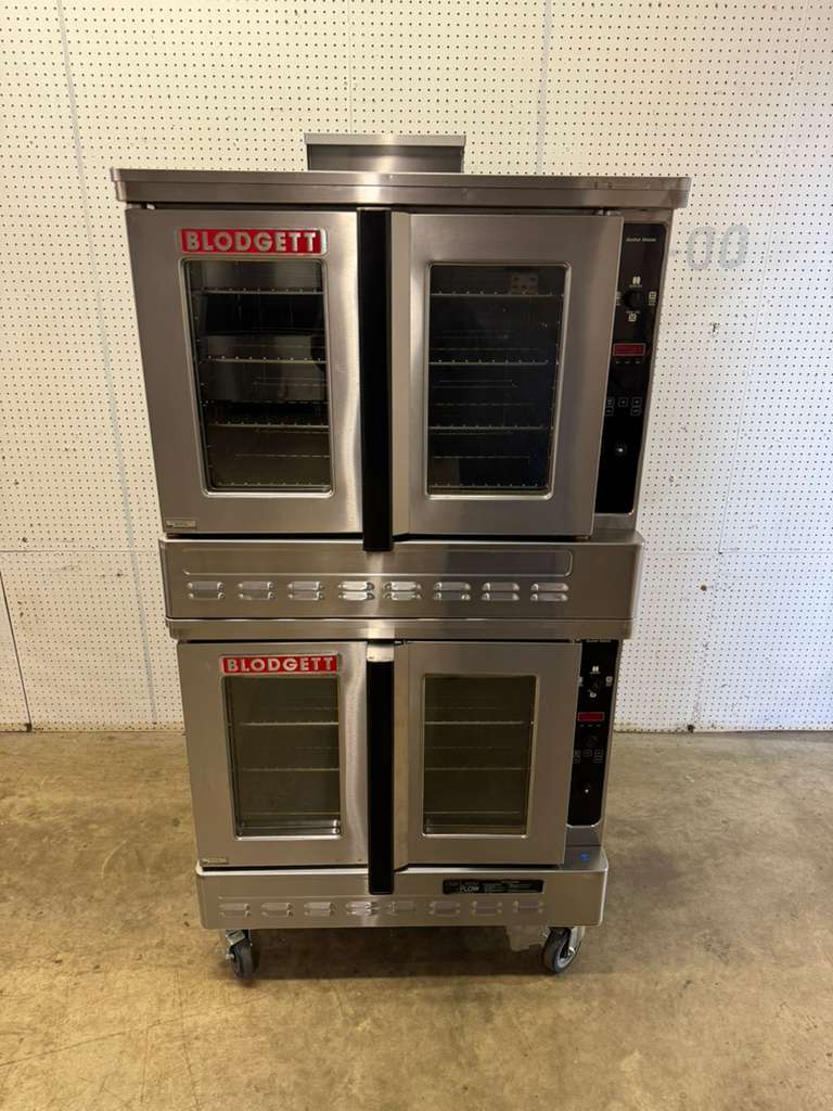 Used Blodgett DFG-100-3 Double Deck Full Size Natural Gas Convection Oven