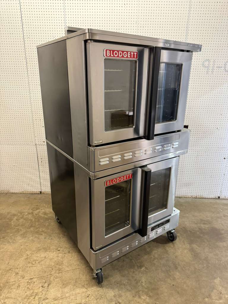 Used Blodgett DFG-100-3 Double Deck Full Size Natural Gas Convection Oven
