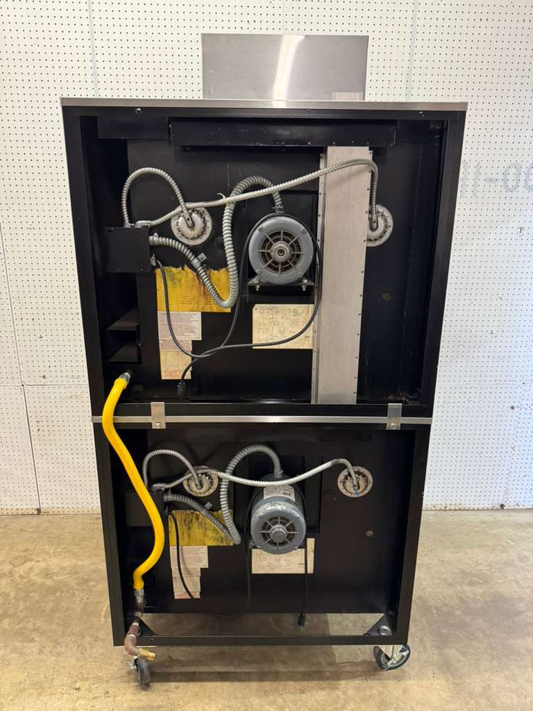 Used Blodgett DFG-100-3 Double Deck Full Size Natural Gas Convection Oven