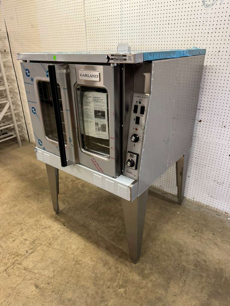 Unused Scratch/Dent Garland MCO-GS-10S NG Full Size Convection Oven