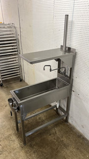 Used 15" x 42" Stainless Steel Sink with Dipper Well - RL