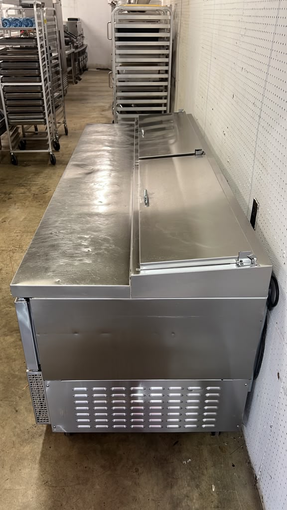 Used 2023 93" Continental PA93N-D Pizza Prep Table w/ Refrigerated Base, 115v - STS