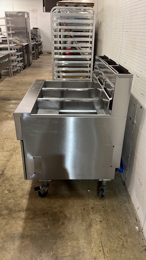 Pitco® Solstice Supreme  SSH55 Natural Gas Floor Fryer 120-150 lb - RL