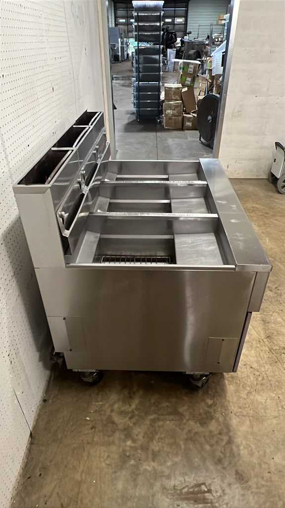 Pitco® Solstice Supreme  SSH55 Natural Gas Floor Fryer 120-150 lb - RL
