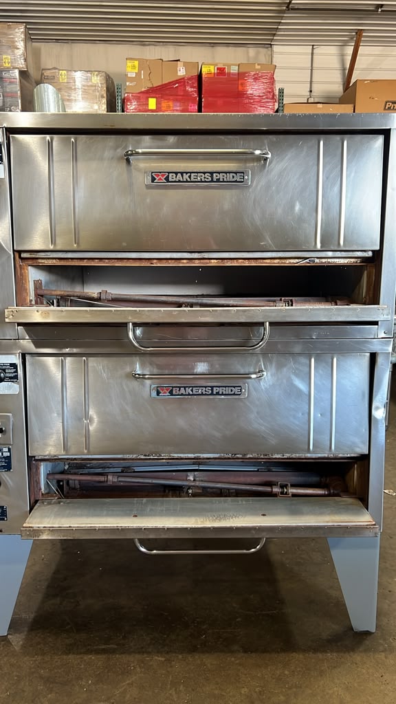Used Bakers Pride 304 Natural Gas Pizza Oven Double Deck