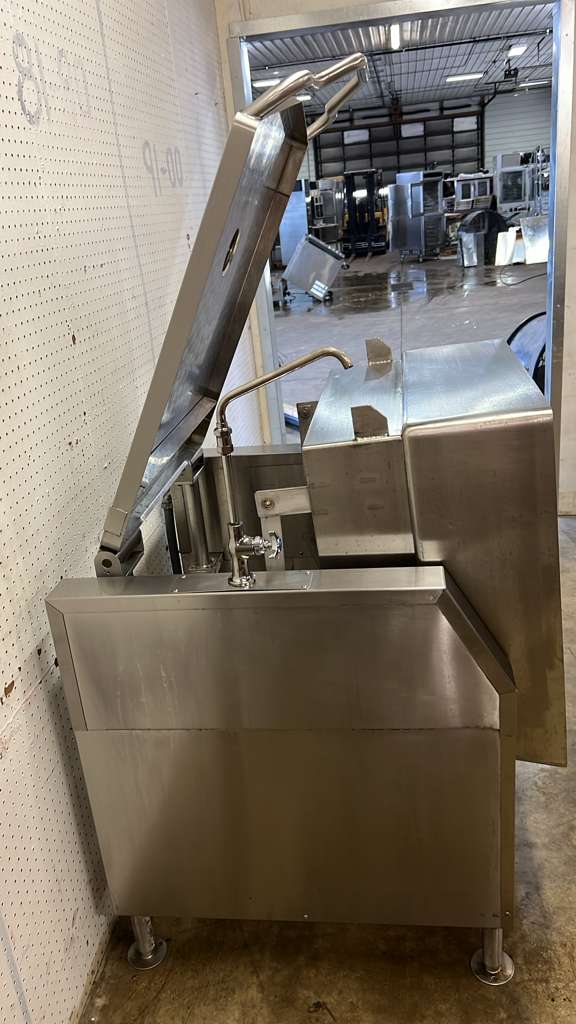 Used Market Forge 30P-STEL 30 Gallon Electric Tilting Skillet 208V 1/3Ph - TH