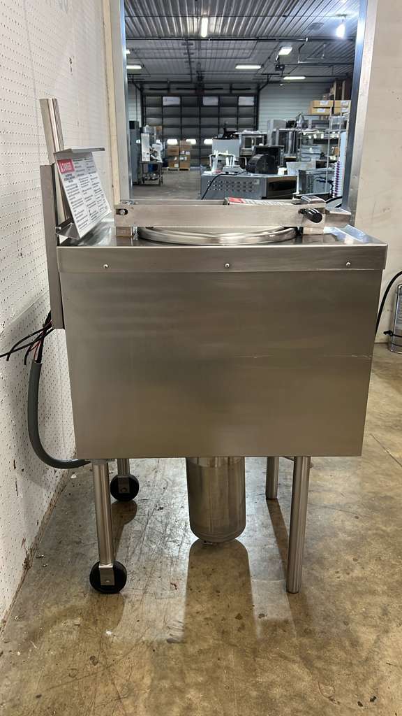 Used 2022 Winston LP56 Electric Low-Pressure Fryer with 75-lb Oil Capacity 208V 3Ph - TH