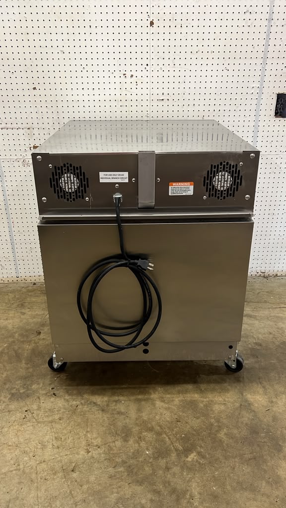 Used Winston HOV5-04UVE Heated Humidified CVap Holding Cabinet 120V - TH
