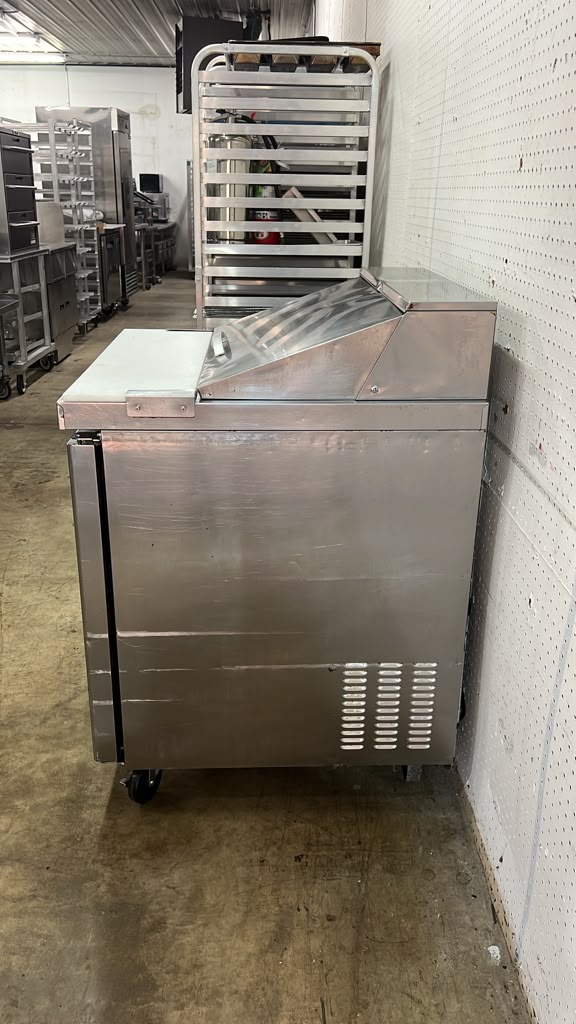 Used 28" Blue Air BLPT28-HC Refrigerated Sandwich Prep Table 120V - TH