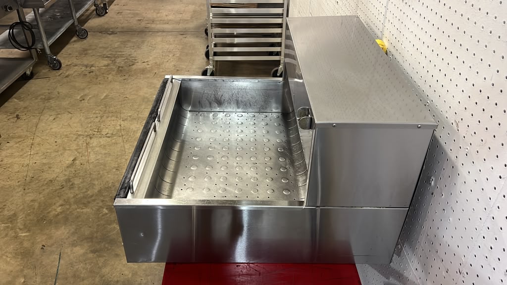 Used Carter-Hoffmann CNH28 Crisp N' Hold 28" Countertop Fried Food Dump Station - 120V - TH